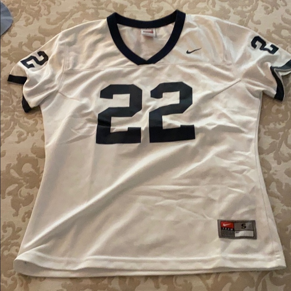 Penn state women’s jersey size small